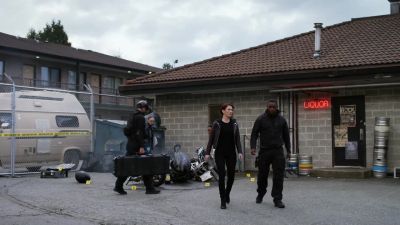 I was so sure it was the sheriff. - Supergirl