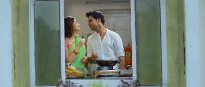 "I spend my days,
my nights with you" - Shaadi Mein Zaroor Aana