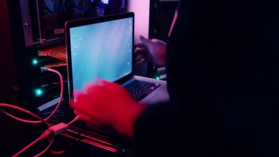 I spent a few weeks hacking
palm scan access ATMs - Hawaii Five-0