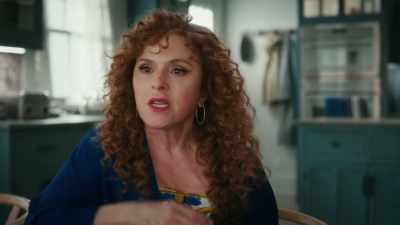 I spent last year
with my son's in-laws. - Zoey's Extraordinary Christmas