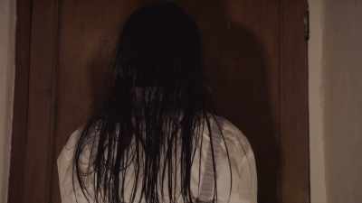 - I spoke to the
man down the road. - Tooth Fairy: Queen of Pain