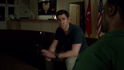 I stabbed him. - Tom Clancy's Jack Ryan