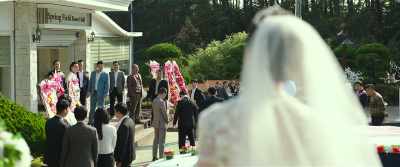 I starved myself to get
into this wedding dress! - Tomb of the River