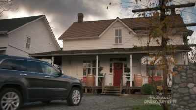  I still can't get over the smel
 on those back acres. - Chronicle Mysteries: Vines that Bind