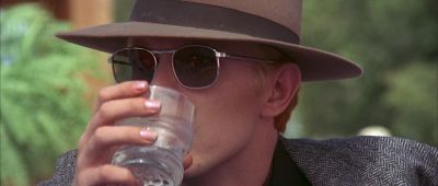 I still have money - The Man Who Fell to Earth