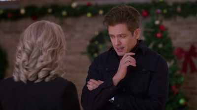 I still think I can find a solution
that's gonna make everybody happy. - Christmas at the Drive-In