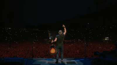 I stuck closely
to our original set list - Road Diary: Bruce Springsteen and The E Street Band