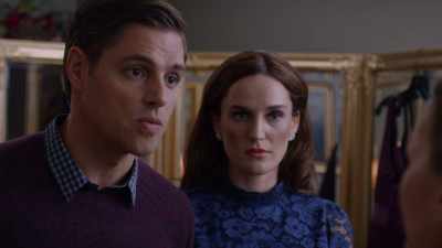 I suggest you leave quickly
before I call the royal guard - Royal New Year's Eve