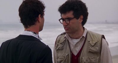 I suppose you're some harmless beachcomber - Splash