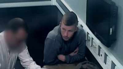I suspect that
that is potentially heroin, - The Detectives: Fighting Organised Crime