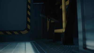  [suspenseful music] - Snowpiercer