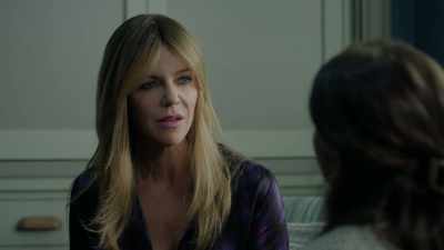 - I swear--
She was alive when I left. - High Potential