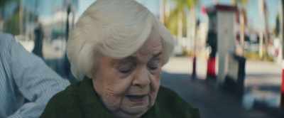 I swim twice a week.
There's wonderful classes... - Thelma