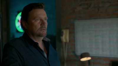 I take you for a very capable woman. - Tin Star