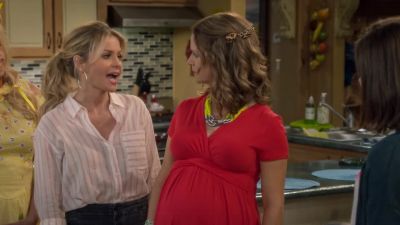 I was talking about the ghosting. - Fuller House