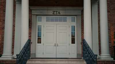 I was talking at both houses
and my lips would get stuck - Bama Rush