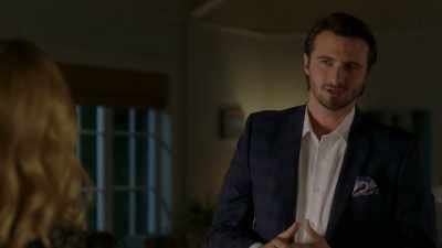I teach an elective
in romance languages - Pretty Little Liars: The Perfectionists