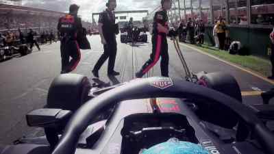 The atmosphere is tense. - Formula 1: Drive to Survive