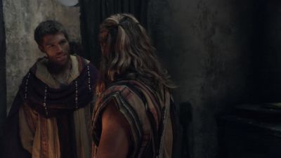 The streets cleared by guards? - Spartacus
