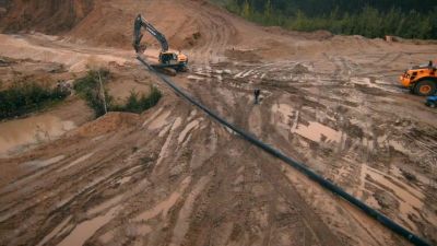 The thousand foot mega pipe - Gold Rush