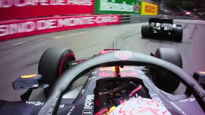 There's Pierre Gasly.
Down in seventh. - Formula 1: Drive to Survive