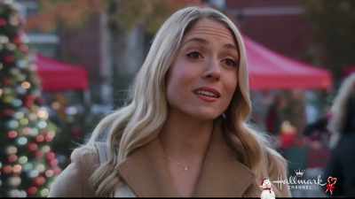 I think that a celebrity
host can alienate people, - Jingle Around the Clock