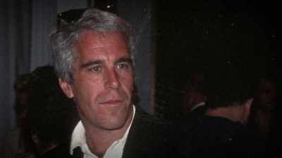 -I think Ghislaine stayed
with Jeffrey - Epstein's Shadow: Ghislaine Maxwell
