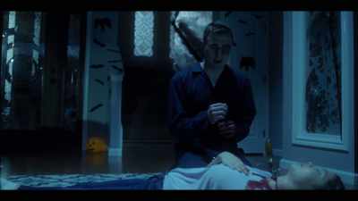 I think Hannah might
need some help. - Scare Package