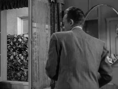 I think he's in. - Armored Car Robbery