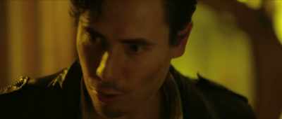 I think he's recording
me, he's bugging me, - Lost Angelas