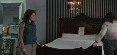 - I think if I was a 19th
century Parisian whore, - Aftertaste