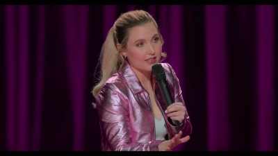 I think I blacked out
because when I came to, - Taylor Tomlinson: Have It All