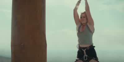 I think I can swing to it. - Fall