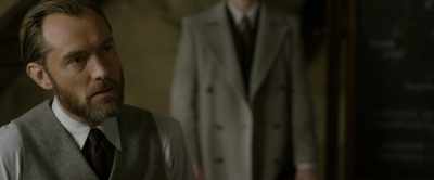 I think I saw someone
like this last night. - Fantastic Beasts: The Crimes of Grindelwald