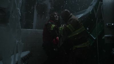 I think, I think it stopped. - 9-1-1: Lone Star