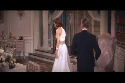 - I think I'd better wait here.
- All right. Well, I'll tell you what. - Silk Stockings