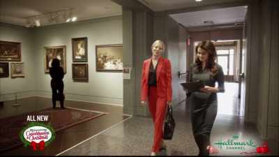 I think it'll be the
perfect Christmas gift - Christmas at Graceland: Home for the Holidays