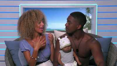 I THINK IT'S GOING TO TEACH US
HOW THE COMMUNICATE WITH EACH - Love Island