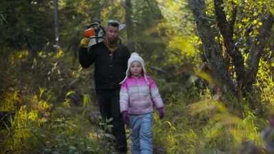 I think it's important to
pass these skills on to my - Life Below Zero: First Alaskans