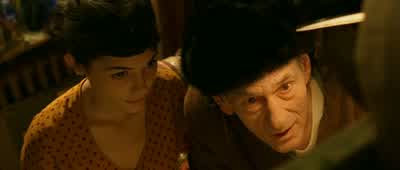 I think it's time she took a real risk. - Amélie