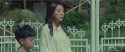 I think ji-ho may have
emotional problems. - Be with You