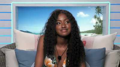 >> I THINK KARA IS B-A-D BAD. - Love Island