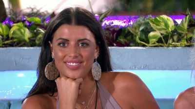 >> I THINK KRISTEN IS KIND OF
SASSE. - Love Island