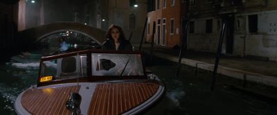 I think we lost them! - The Tourist