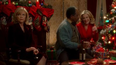 I think your mom's starting to like your grandfather hitting on her - Surviving Christmas