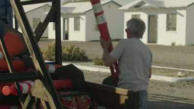 - I think that my hammer at your house. - Rocketman