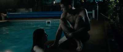 - I think we need to
get the doors open - Alien Invasion