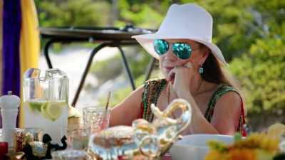- I think that Ramona
probably, growing up, - The Real Housewives Ultimate Girls Trip