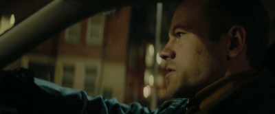 I think they saw me.
They're getting out. - Nightride