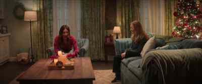 -I think that she sells
everything in that movie. - The Merry Gentlemen